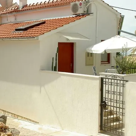 Luxury Seaside House Holiday home Primosten